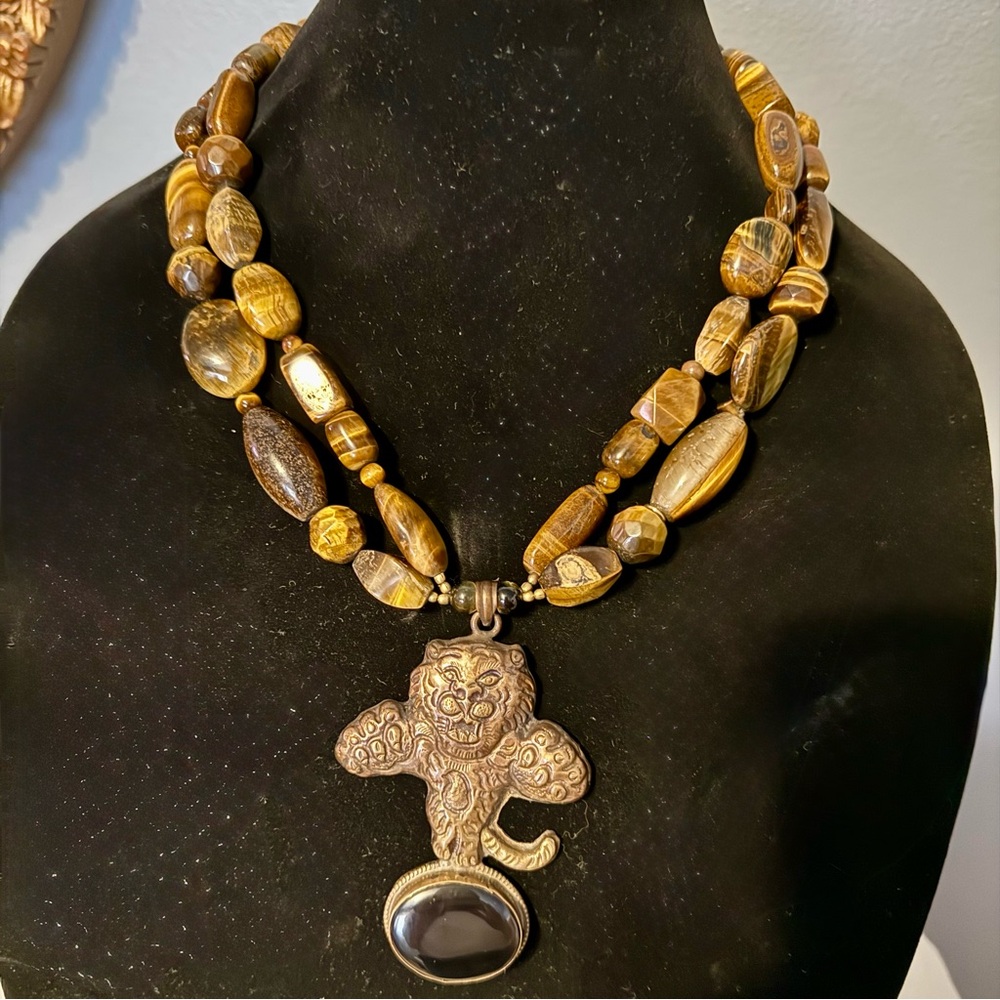 Leaping Tiger's Eye Necklace with Pendant 19”